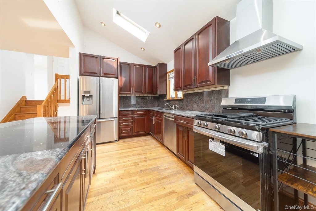 6 Manor Drive - Photo 6