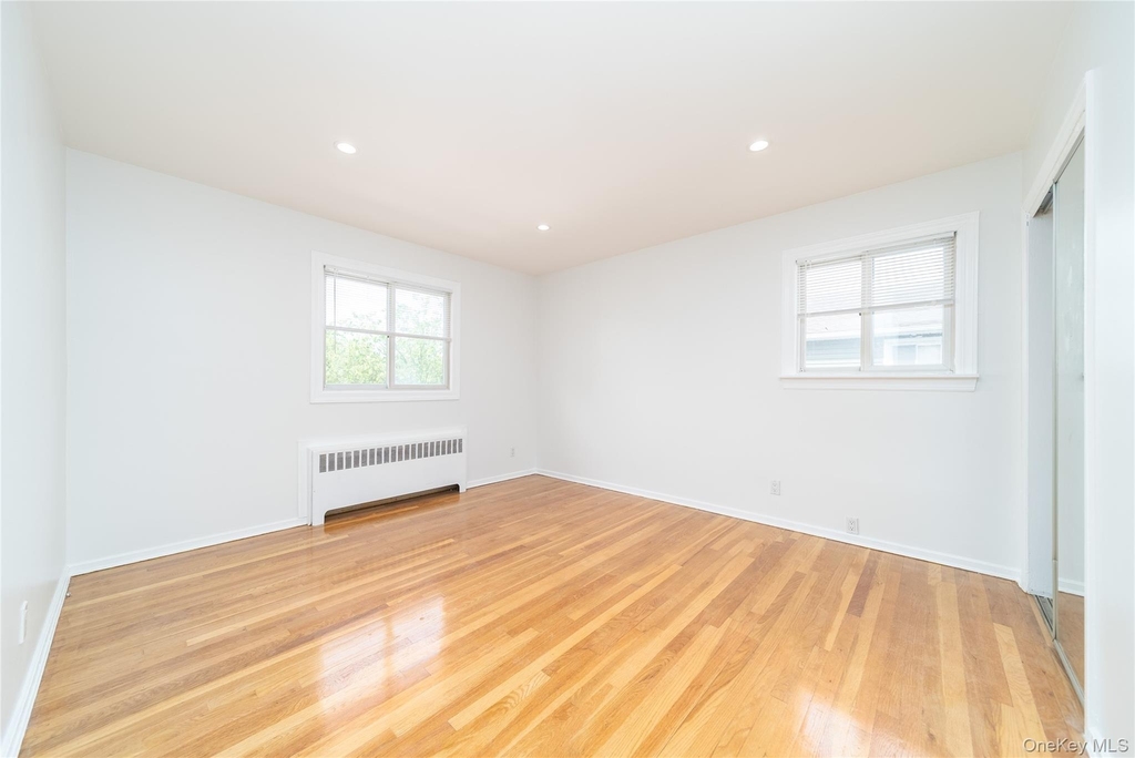 6 Manor Drive - Photo 11