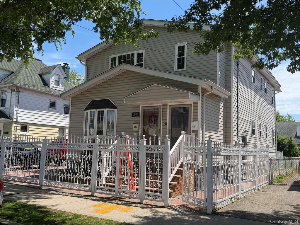 14019 247th Street - Photo 1