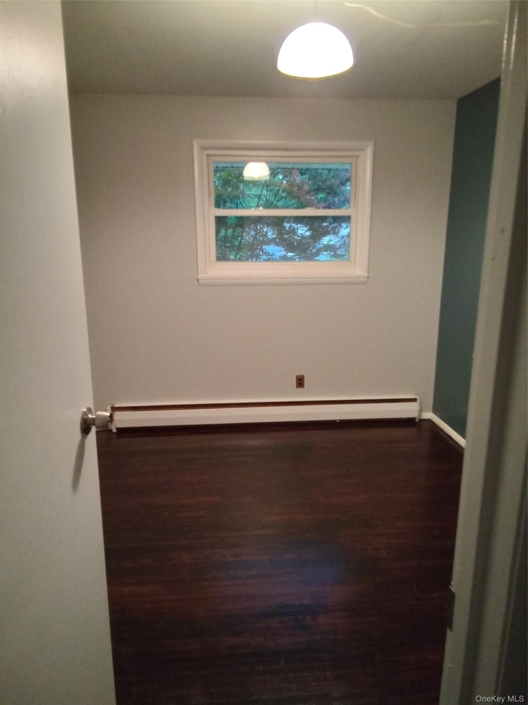 8 Hickory Lane - Photo 5