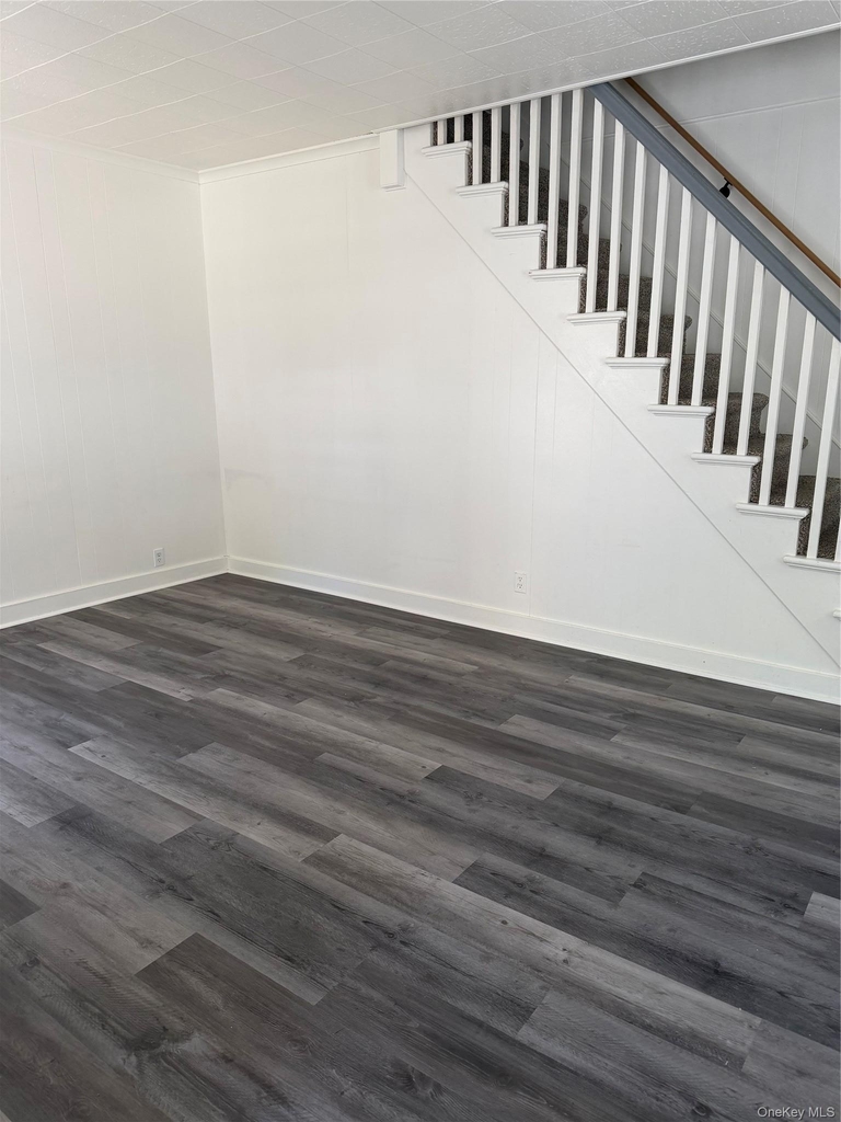9 Franklin Street - Photo 2