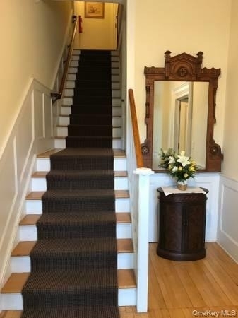 11 Maurice Avenue - Photo 2