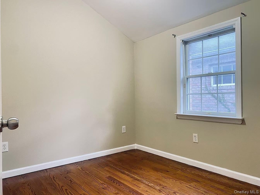 4204 216th Street - Photo 4