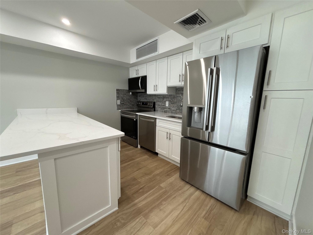 21 Prime Avenue - Photo 4