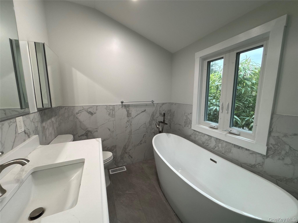 21 Prime Avenue - Photo 14