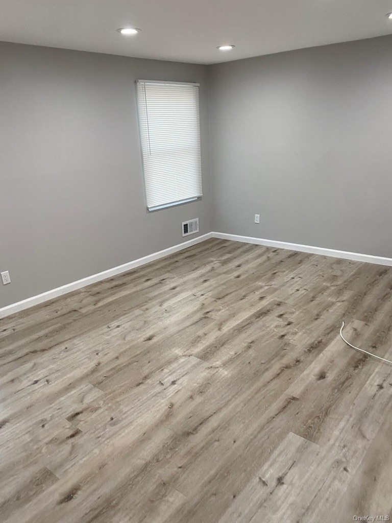 36 Oneida Avenue - Photo 11