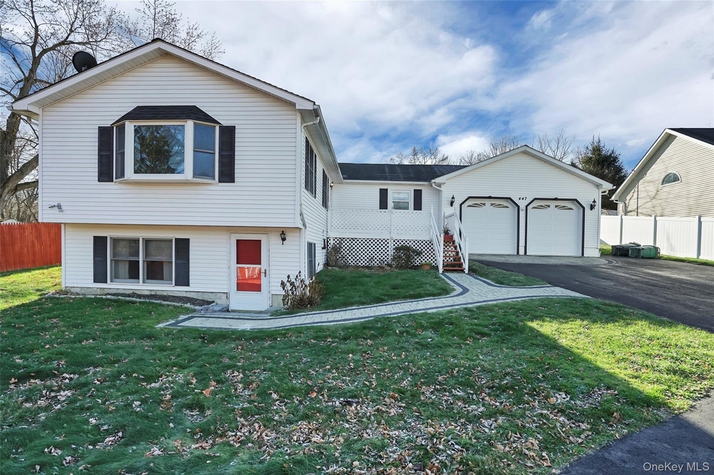 447 Clove Road - Photo 1