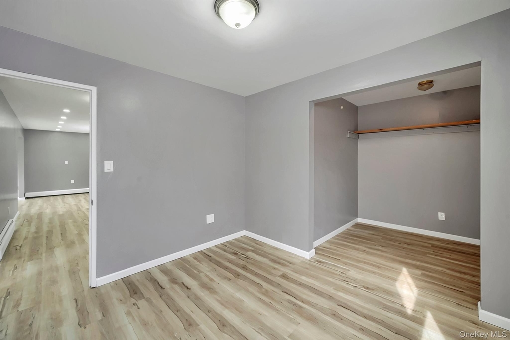 447 Clove Road - Photo 18