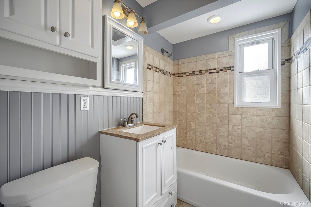 447 Clove Road - Photo 22