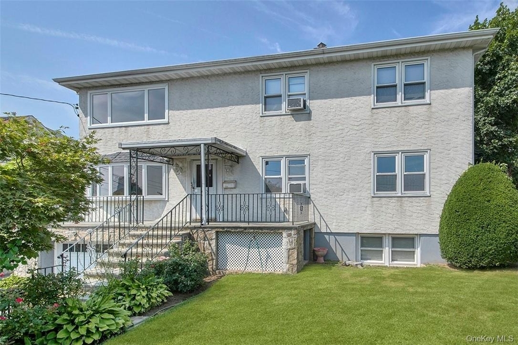 28 Beechwood Avenue - Photo 0