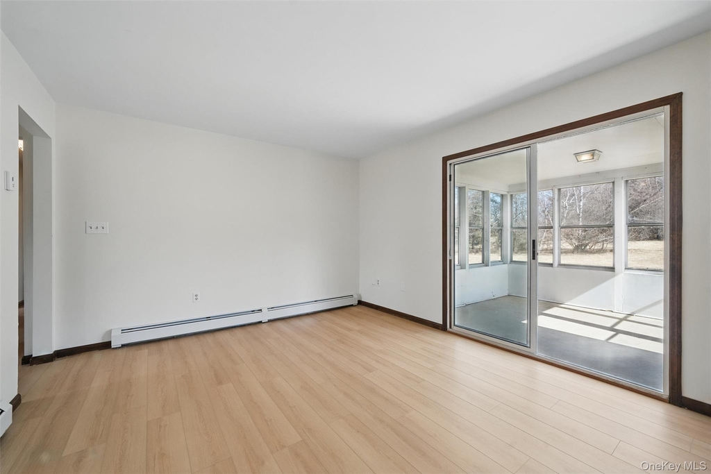 30 Shore Boulevard - Photo 8