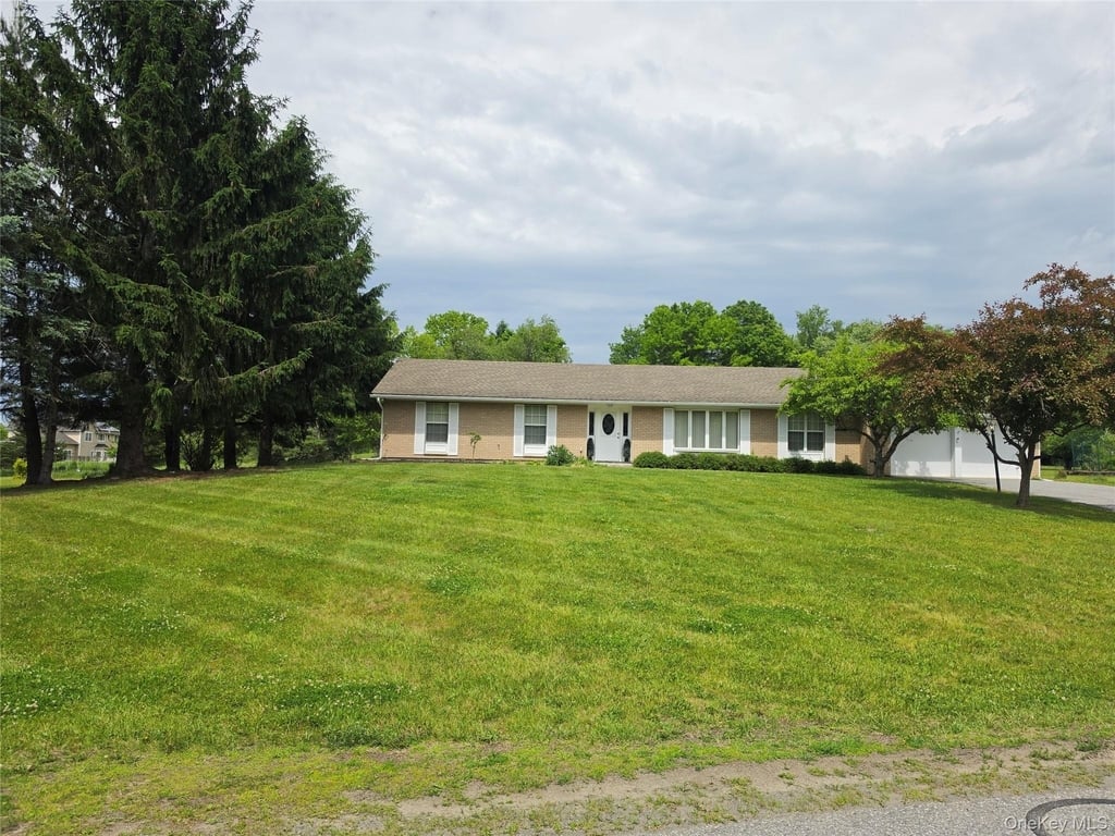 30 Shore Boulevard - Photo 2