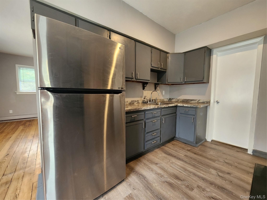 15 Lake Avenue - Photo 9