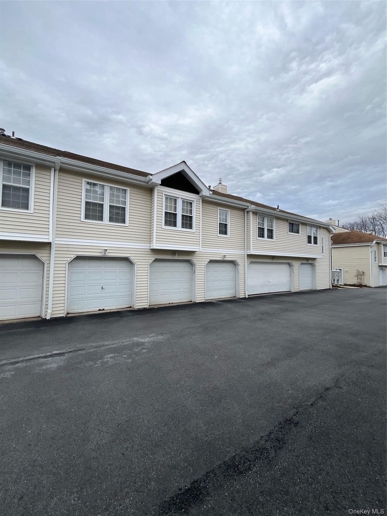 1907 Whispering Hills - Photo 4