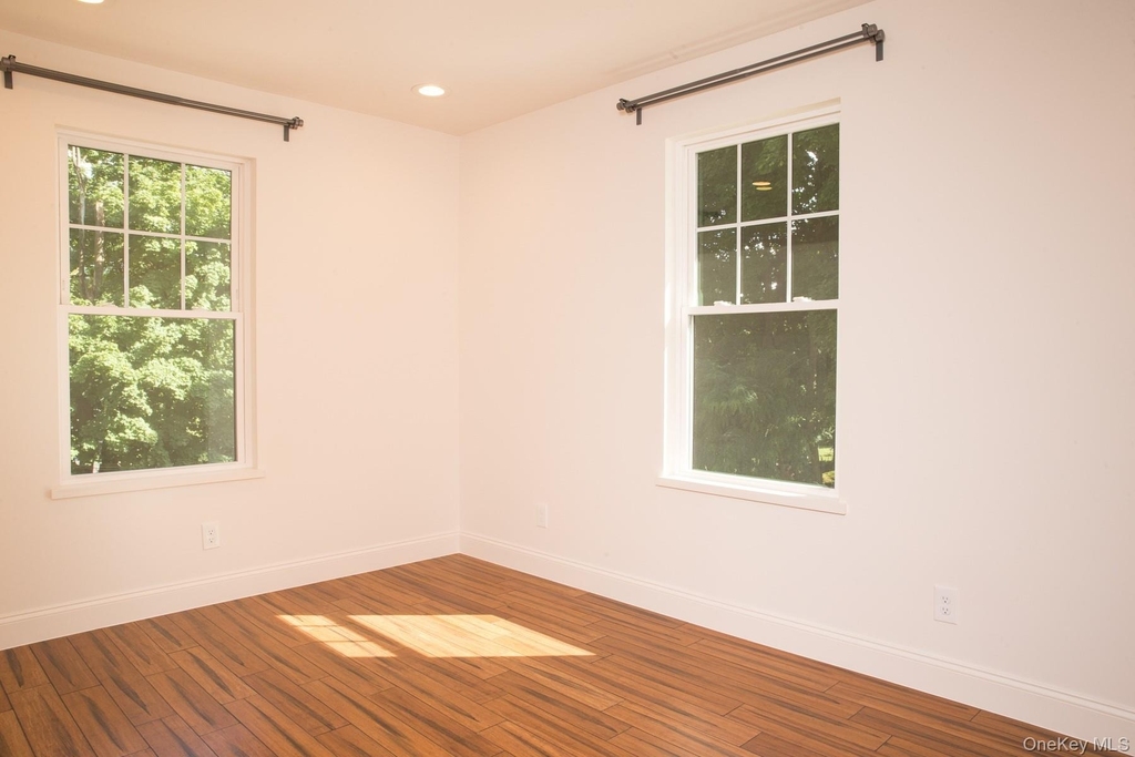 1228 North Avenue - Photo 18
