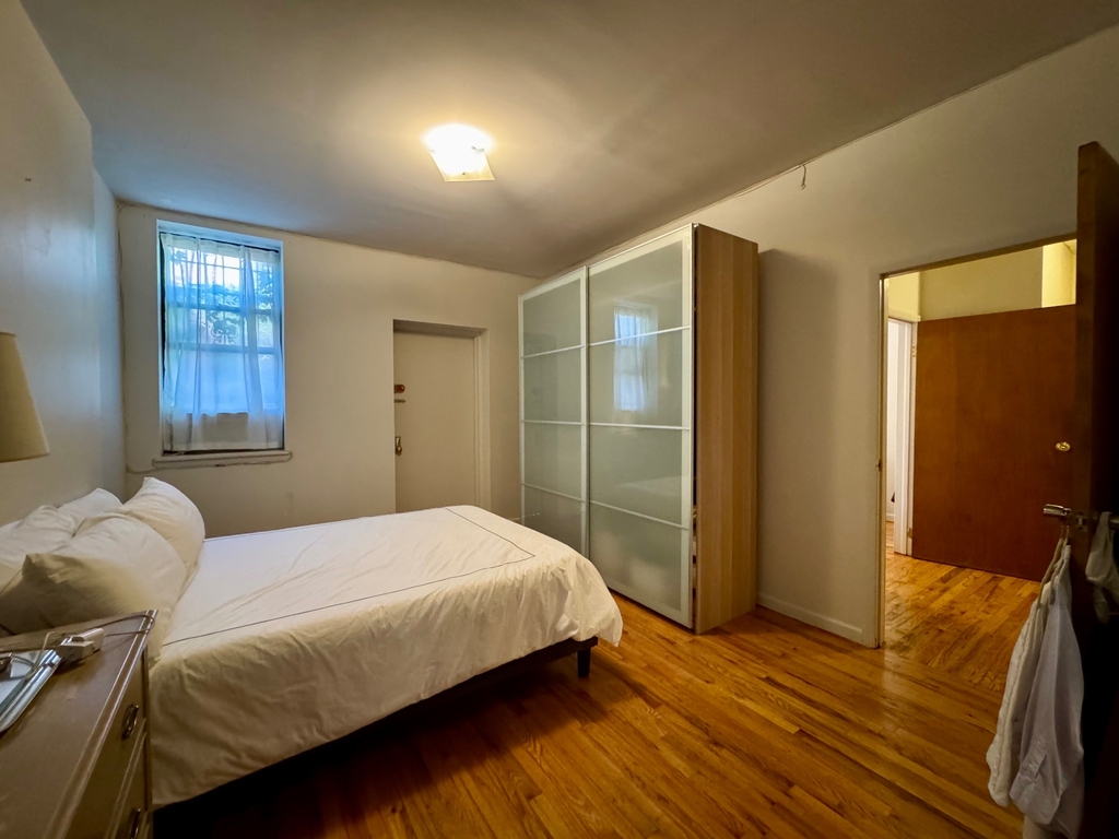 503 East 116th Street - Photo 7