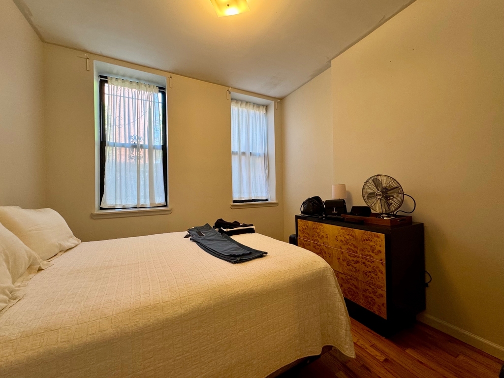 503 East 116th Street - Photo 8