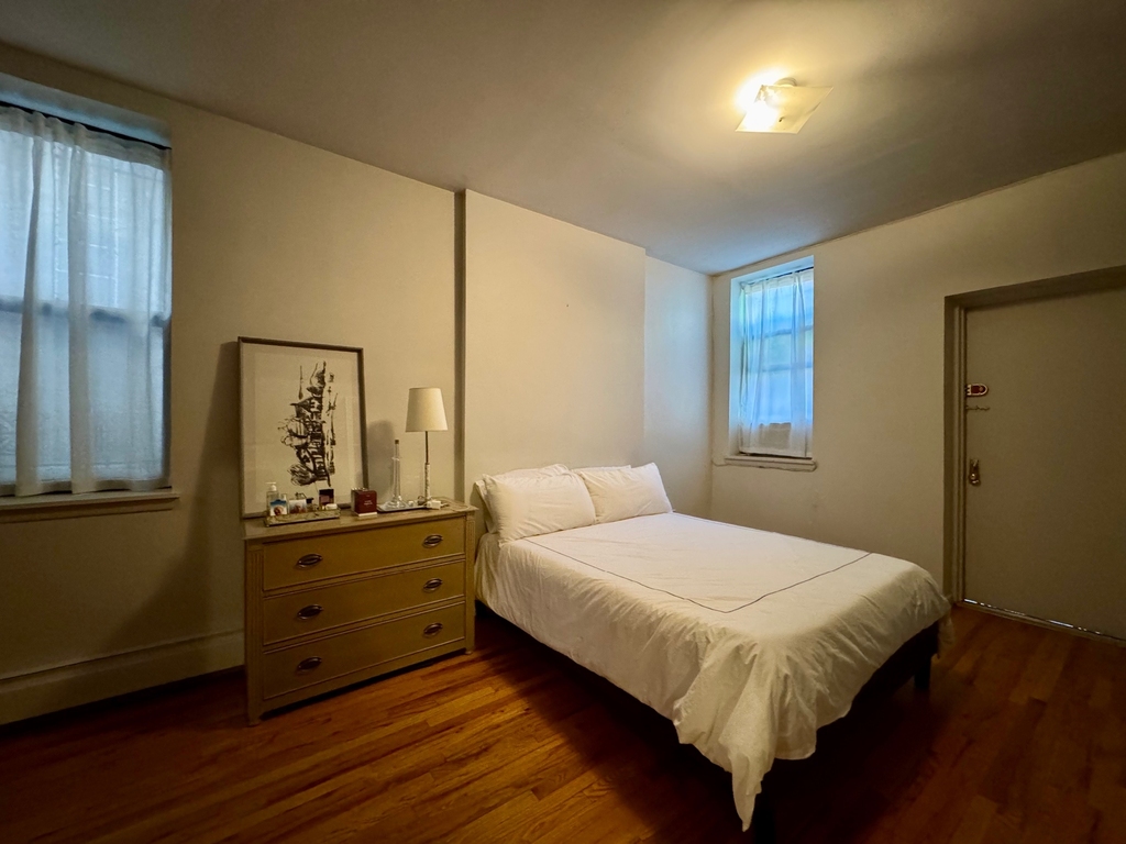 503 East 116th Street - Photo 3