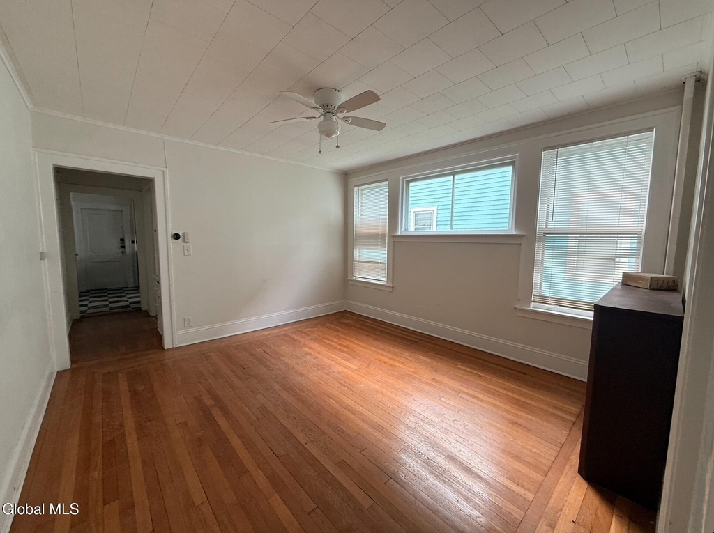602 Morris Street - Photo 3