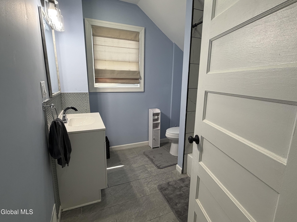 1747 Oneida Street - Photo 20