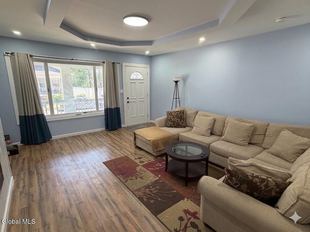 1747 Oneida Street - Photo 4