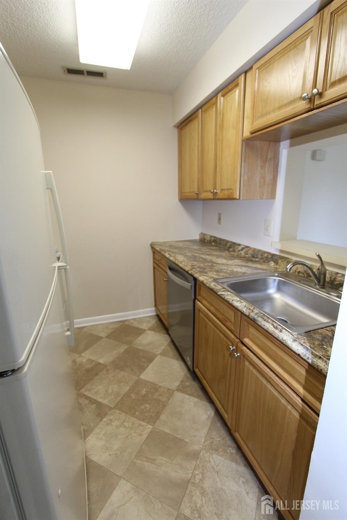 4707 Ravens Crest Drive - Photo 9