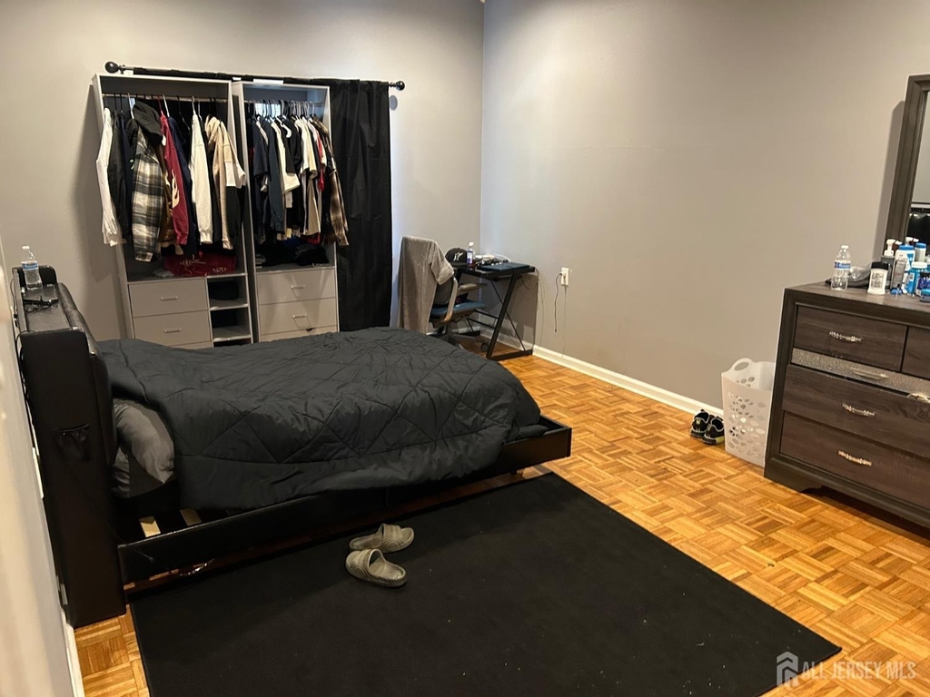 869 Gates Avenue - Photo 7