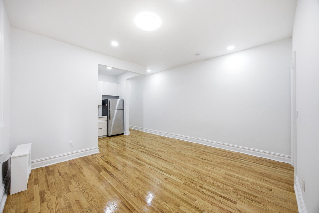 160 Wadsworth Avenue - Photo 7
