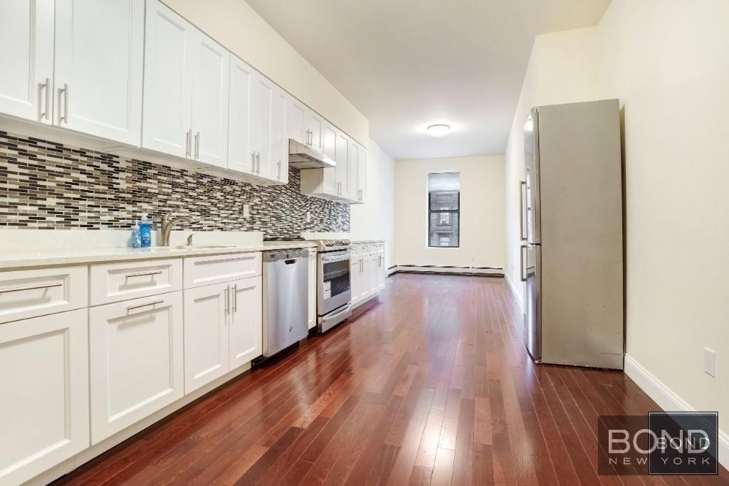 932 8th Avenue - Photo 1