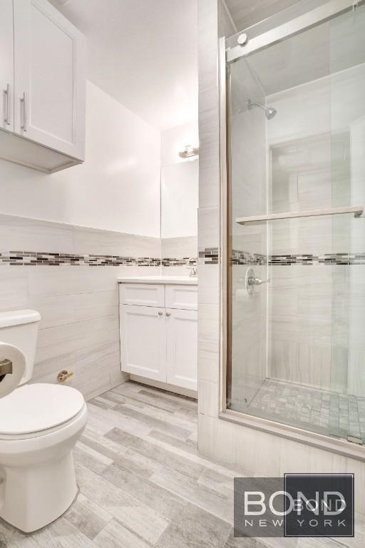932 8th Avenue - Photo 4