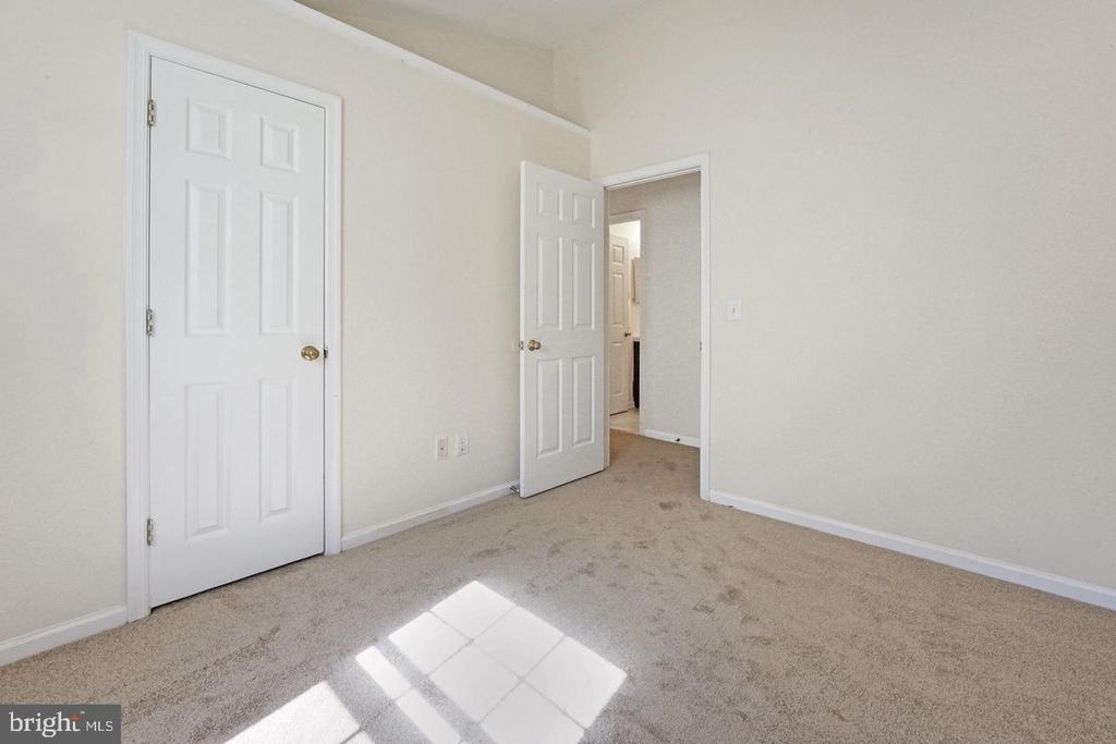 3433 Belleplain Court - Photo 20