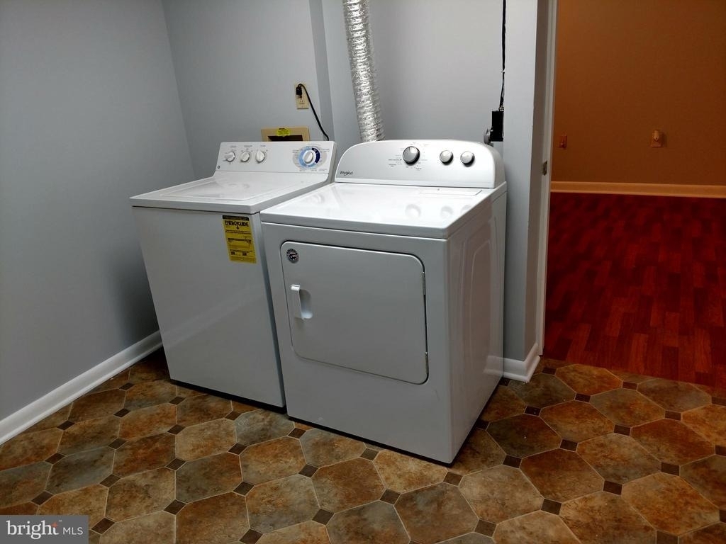 15205 Streamside Court - Photo 34