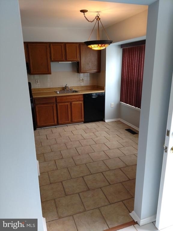 15205 Streamside Court - Photo 7