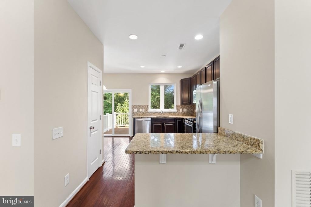 42673 New Dawn Terrace - Photo 12