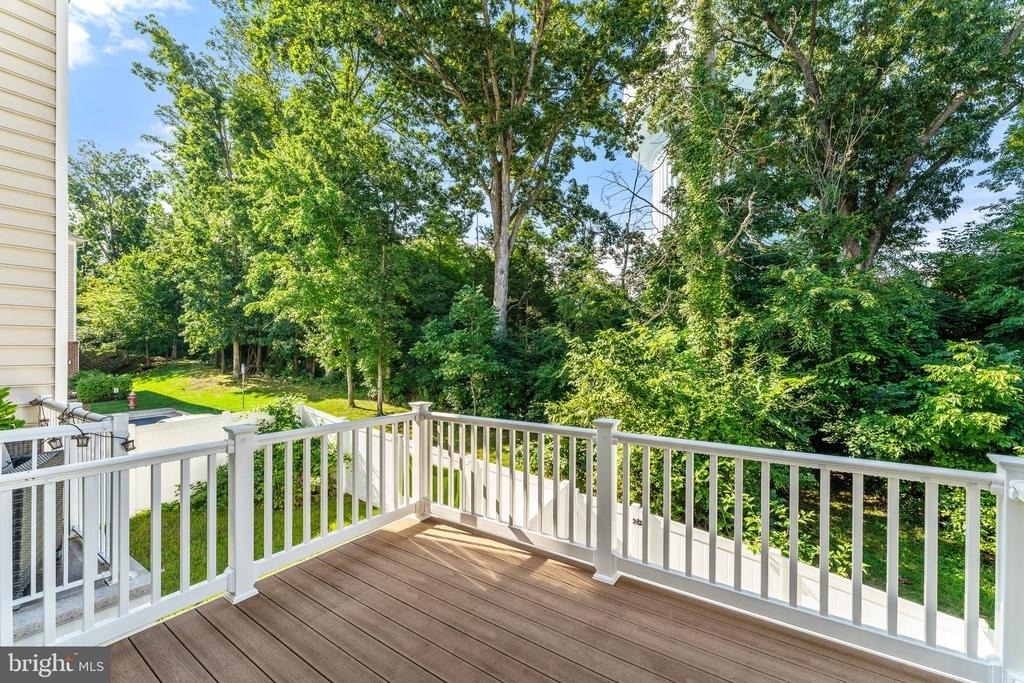 42673 New Dawn Terrace - Photo 43