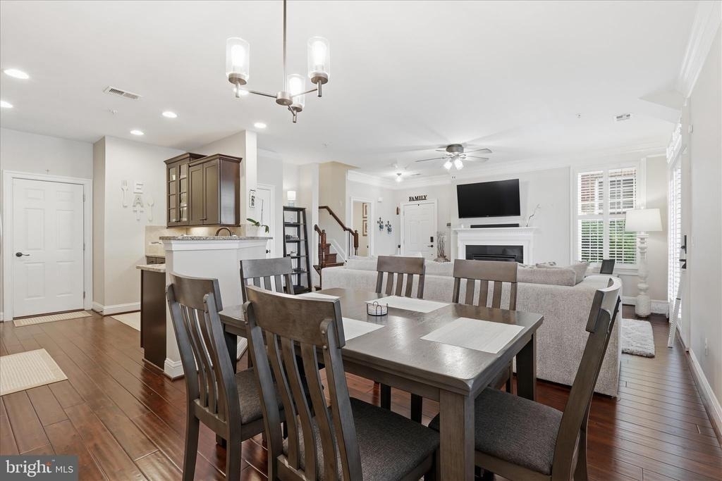 42616 Hardage Terrace - Photo 10