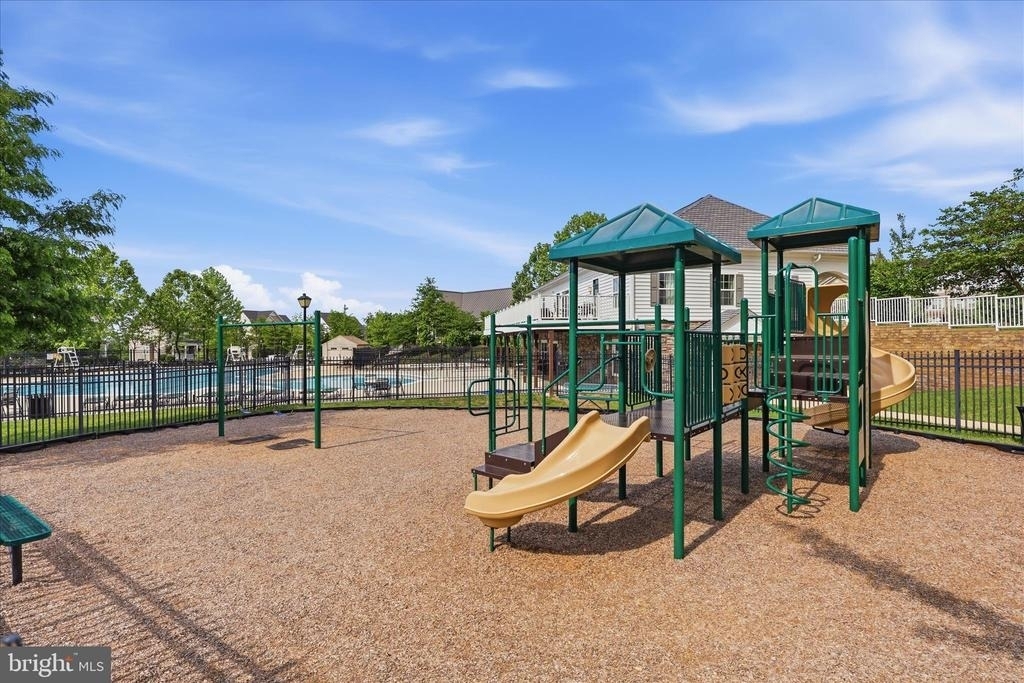 42616 Hardage Terrace - Photo 35