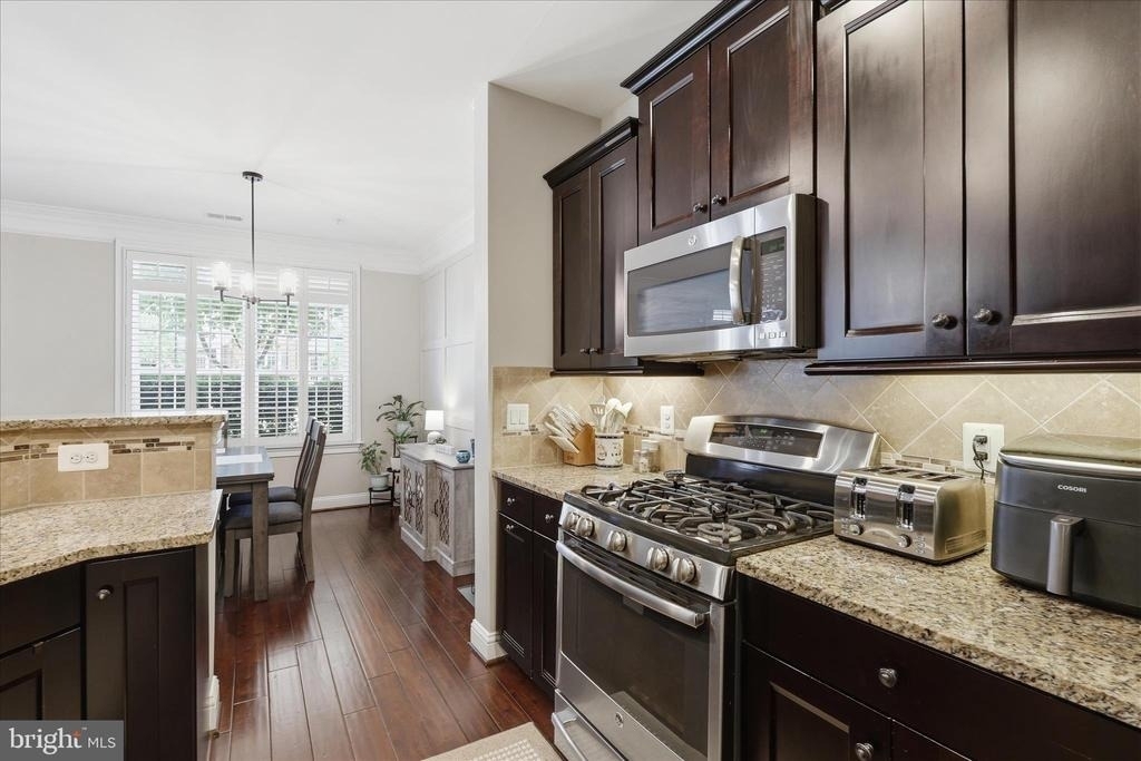 42616 Hardage Terrace - Photo 14