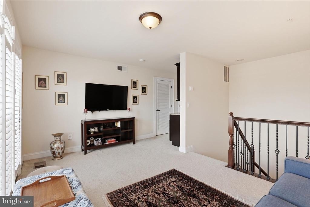 42616 Hardage Terrace - Photo 30