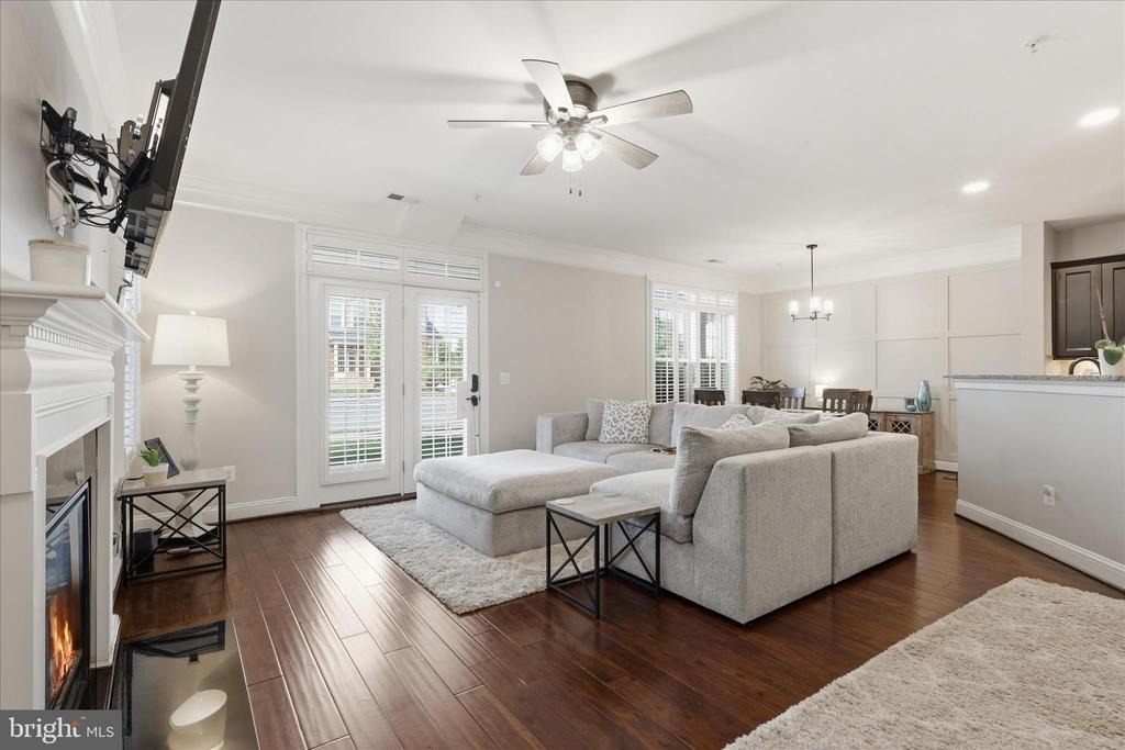 42616 Hardage Terrace - Photo 5