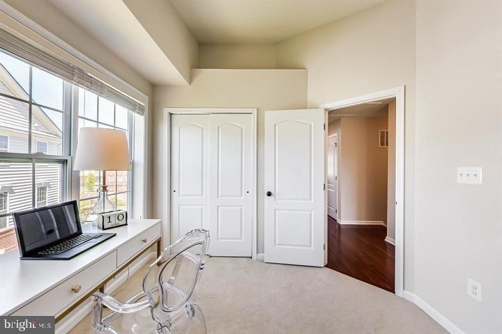 43213 Whelplehill Terrace - Photo 37