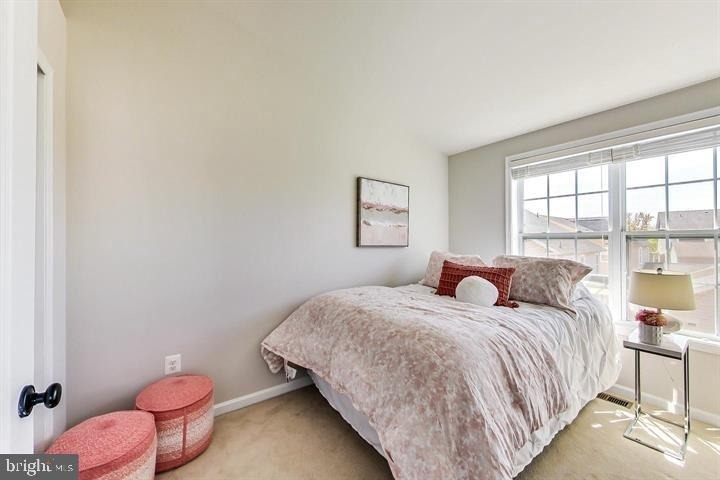 43213 Whelplehill Terrace - Photo 32