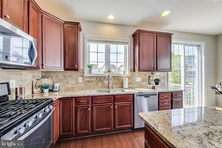 43213 Whelplehill Terrace - Photo 20