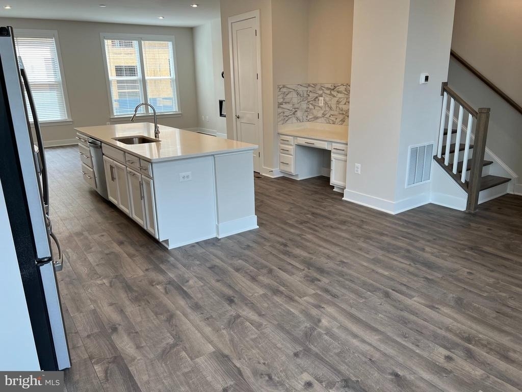 2303 Liberty Loop - Photo 10