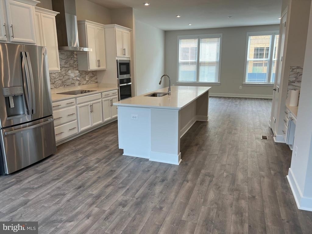 2303 Liberty Loop - Photo 9