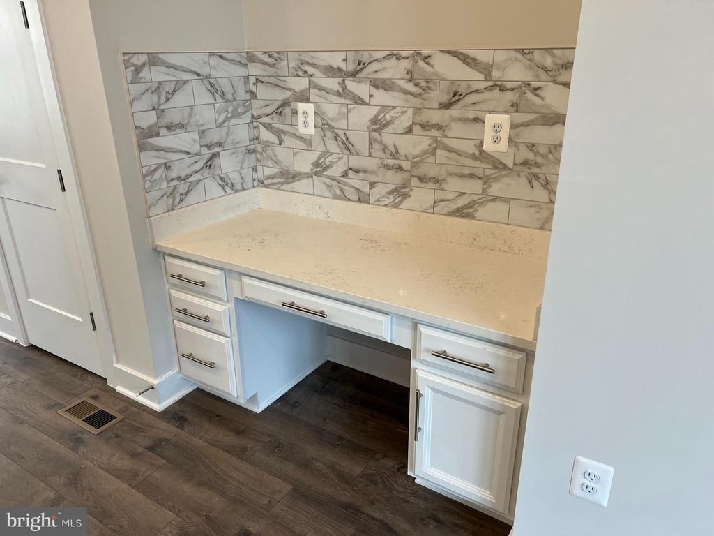 2303 Liberty Loop - Photo 14