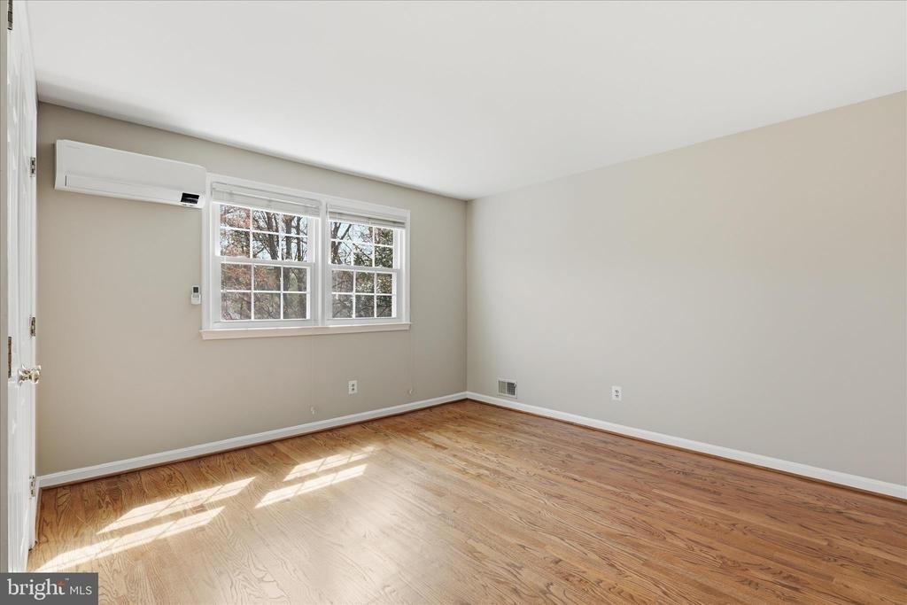 1335 Macbeth Street - Photo 32