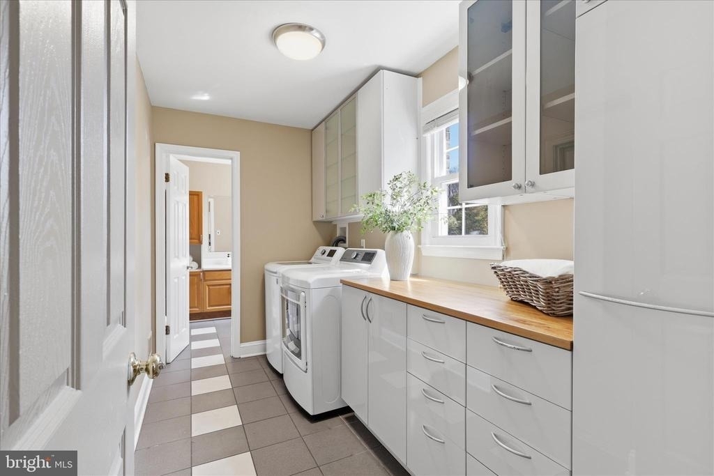 1335 Macbeth Street - Photo 15