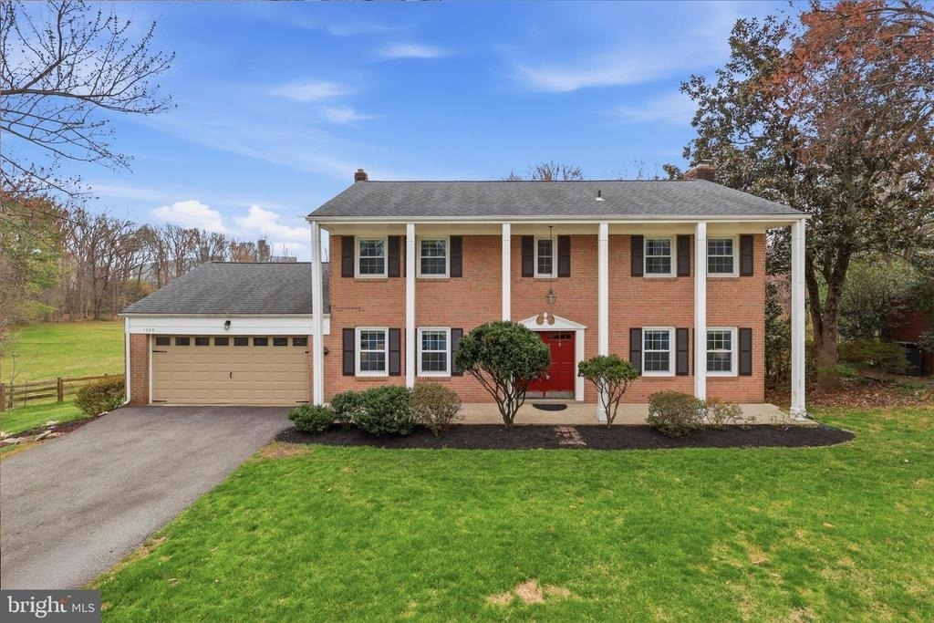 1335 Macbeth Street - Photo 0