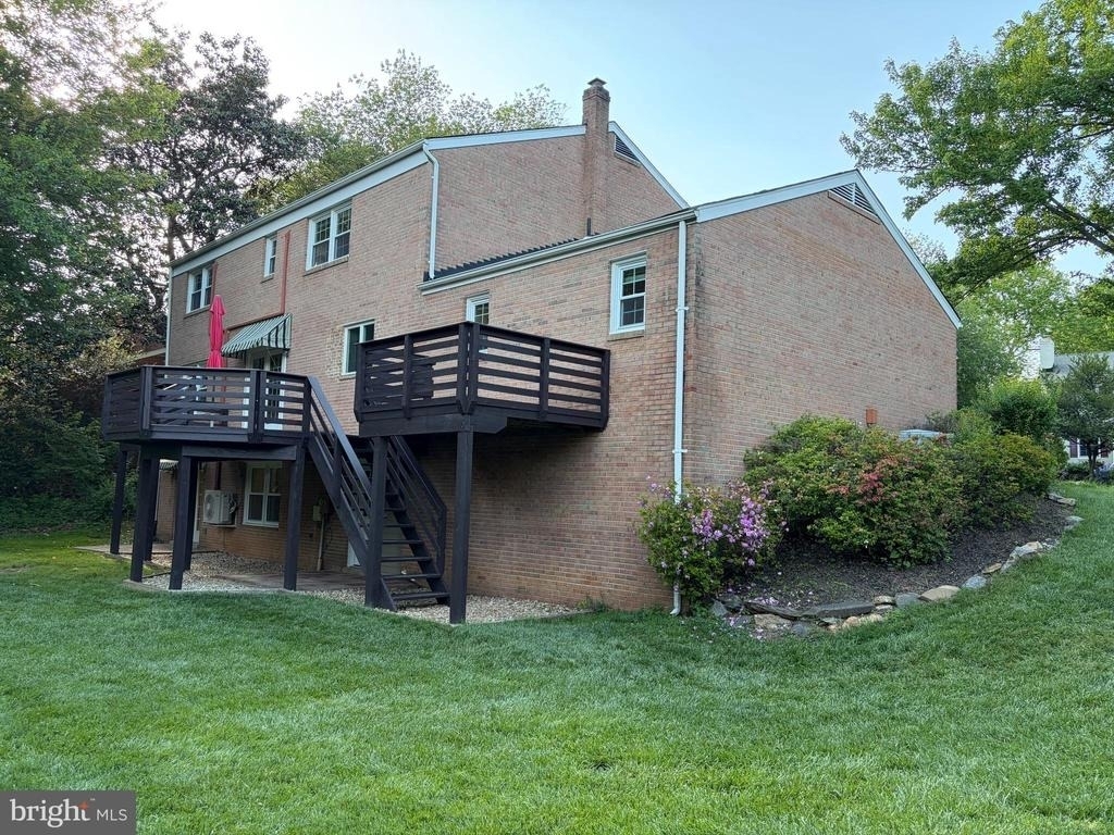 1335 Macbeth Street - Photo 39